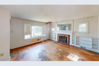 54 Oxford St, Fairhaven, MA 02719 - Photo 13