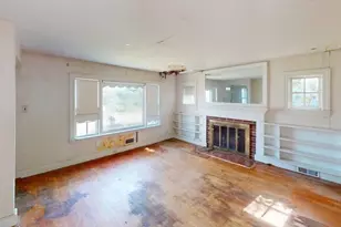 54 Oxford St, Fairhaven, MA 02719 - Photo 7