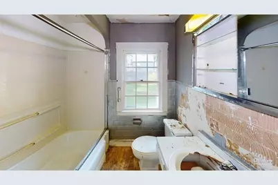 54 Oxford St, Fairhaven, MA 02719 - Photo 9