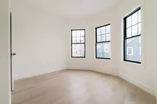387 Norfolk St, Cambridge, MA 02139 - Photo 9