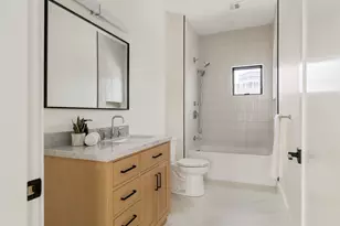 387 Norfolk St, Cambridge, MA 02139 - Photo 21
