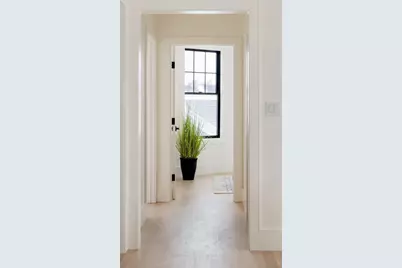 387 Norfolk St #3, Cambridge, MA 02139 - Photo 15