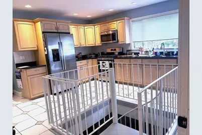 10-12 Fairview Ave, Swampscott, MA 01907 - Photo 17