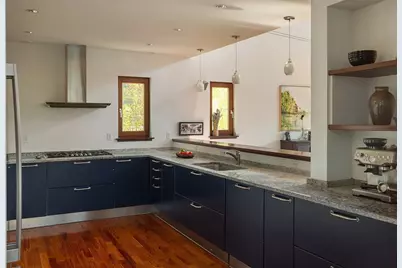 10 Newell St, Cambridge, MA 02140 - Photo 9
