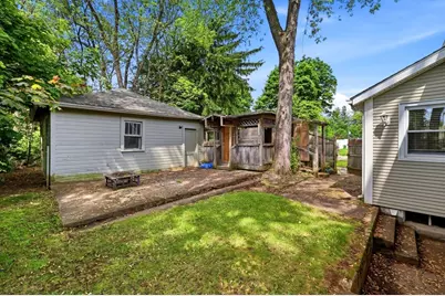 40 Fairview St, East Longmeadow, MA 01028 - Photo 11