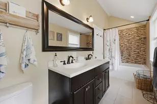 5 Laclede Ave, Framingham, MA 01701 - Photo 23