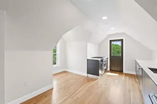 12 Foskett St, Somerville, MA 02144 - Photo 11