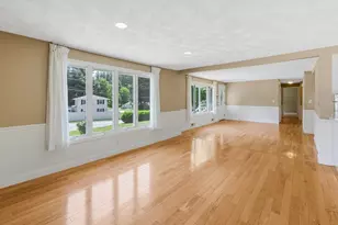 14 Raymond Rd, Chelmsford, MA 01824 - Photo 3