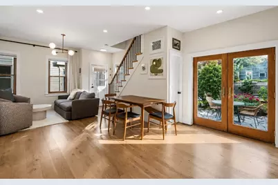 8 Bolton Pl, Boston, MA 02129 - Photo 21
