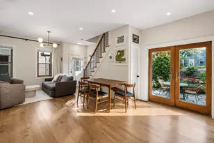 8 Bolton Pl, Boston, MA 02129 - Photo 21