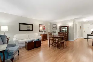 2 Hawthorne Pl, Boston, MA 02114 - Photo 7
