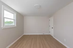 42 Pratt St, Brockton, MA 02302 - Photo 13