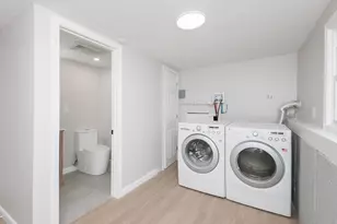 42 Pratt St, Brockton, MA 02302 - Photo 21
