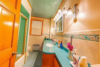 33 Olive St, Revere, MA 02151 - Photo 13