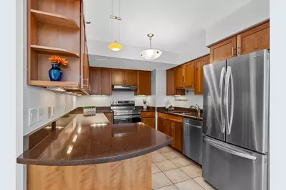 1731 Beacon #202, Brookline, MA 02445 - Photo 3
