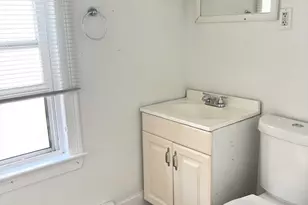 576 Sea St, Quincy, MA 02169 - Photo 11