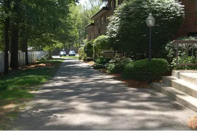 1323 Worcester Rd #F2, Framingham, MA 01701 - Photo 9