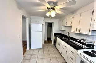 17 King St, Watertown, MA 02472 - Photo 3