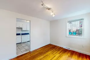 17 King St, Watertown, MA 02472 - Photo 5