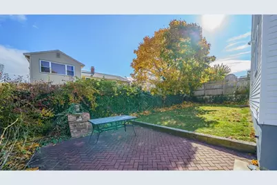 17 King St #2nd Flr, Watertown, MA 02472 - Photo 17