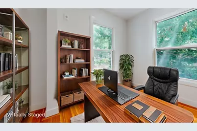 21 Regent Cir #3, Brookline, MA 02445 - Photo 13