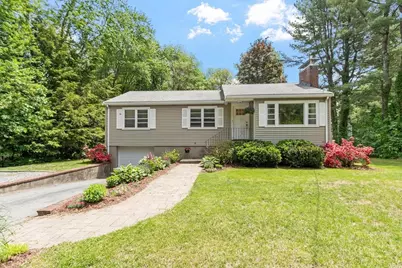 517 Pearl St, Reading, MA 01867 - Photo 25