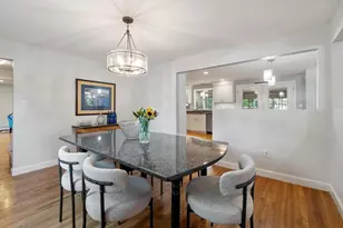 10 Lancaster Pl, Andover, MA 01810 - Photo 9