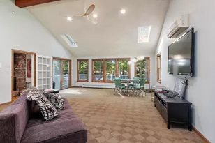 10 Lancaster Pl, Andover, MA 01810 - Photo 19