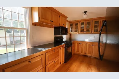 6 Cross St, Buckland, MA 01338 - Photo 9
