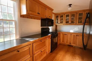 6 Cross St, Buckland, MA 01338 - Photo 9