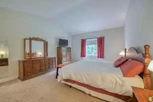 10 Thoreau Trail, Milford, MA 01757 - Photo 17