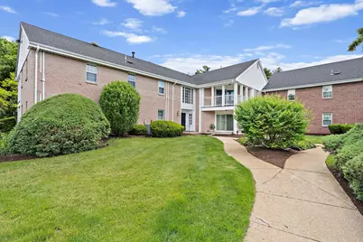 41 Jessica Dr. #E, Stoughton, MA 02072 - Photo 3