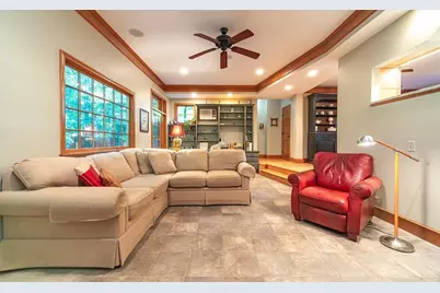 84 Greenwich Rd, East Longmeadow, MA 01028 - Photo 15