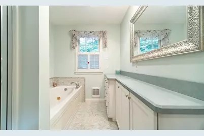 84 Greenwich Rd, East Longmeadow, MA 01028 - Photo 23
