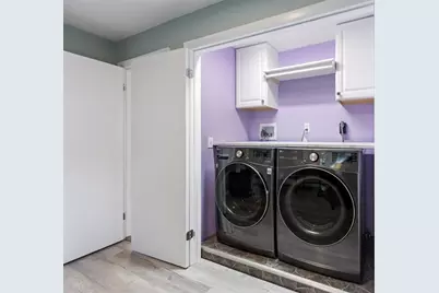 25 Charles St, Dracut, MA 01826 - Photo 23