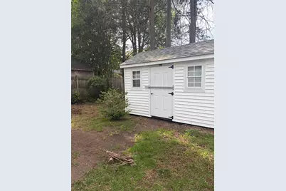 16 Fenimore Blvd, Springfield, MA 01108 - Photo 13