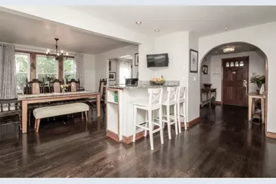 592 Mountain Ave, Revere, MA 02151 - Photo 11