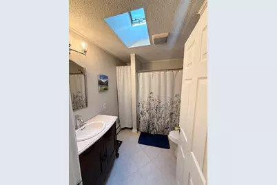 48 Vincent Cir, Worcester, MA 01604 - Photo 17