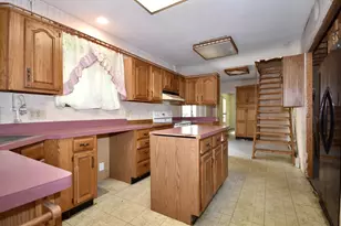 19 S Kingman St, Lakeville, MA 02347 - Photo 7