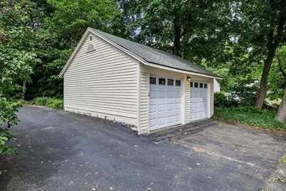 10 Summit Ave, Methuen, MA 01844 - Photo 41