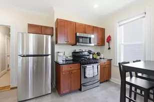 845 E 5th St, Boston, MA 02127 - Photo 7