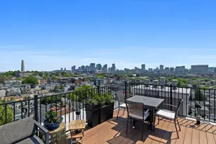 284 Bunker Hill St, Boston, MA 02129 - Photo 27