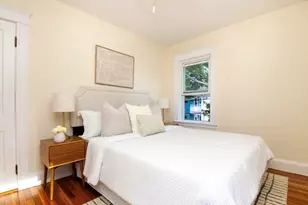33 Pierce Ave, Boston, MA 02122 - Photo 13