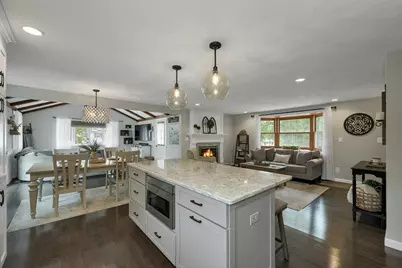 5 Sussex Ct, Haverhill, MA 01835 - Photo 13
