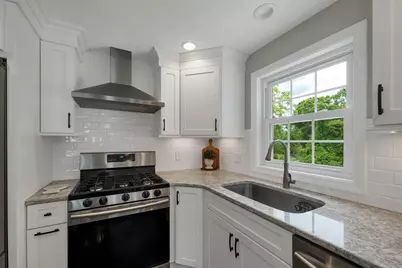 5 Sussex Ct, Haverhill, MA 01835 - Photo 15