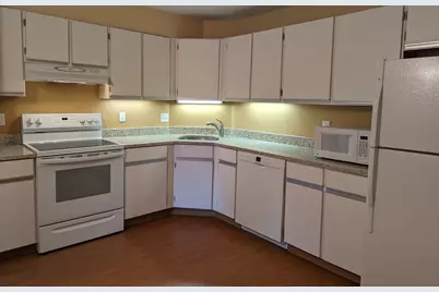 151 Coolidge Ave. #105, Watertown, MA 02472 - Photo 5