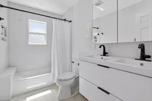 67 Sullivan St, Boston, MA 02129 - Photo 21
