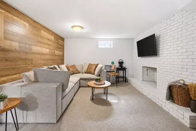 34 Washington Ave, Burlington, MA 01803 - Photo 15