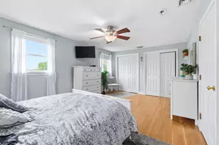 34 Washington Ave, Burlington, MA 01803 - Photo 11