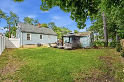 154 Russell Street, Springfield, MA 01104 - Photo 3